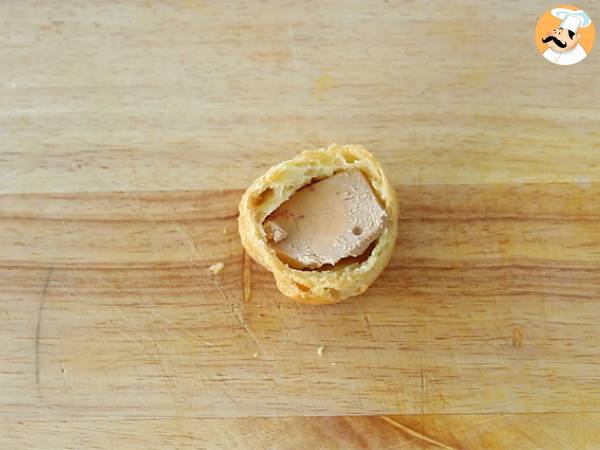 Ciastka parzone z foie gras i konfiturą cebulową - Przygotowanie krok 5