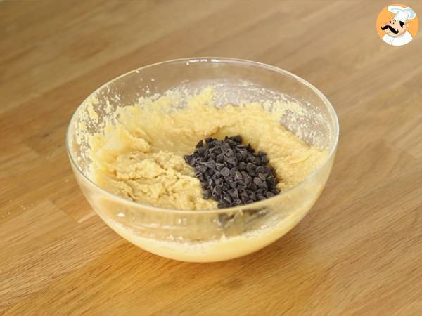 Mini ciastka królewskie z kawałkami czekolady - Przygotowanie krok 4