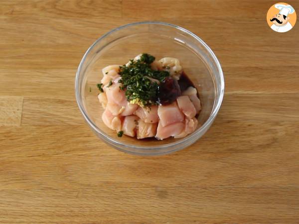 Chow mein (chao men), chiński makaron z kurczakiem i warzywami - Przygotowanie krok 1