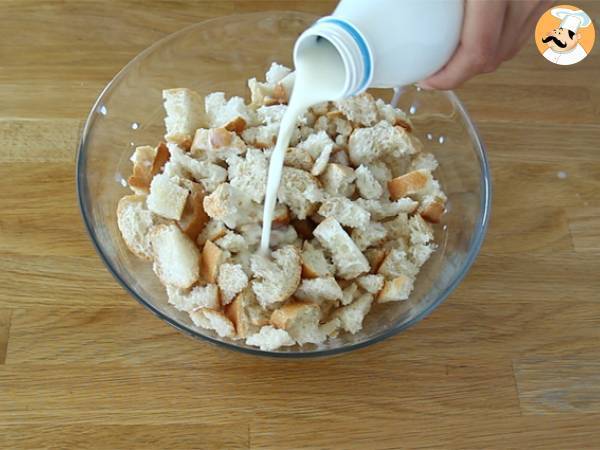 Pudding chlebowy (prosty i szybki) - Przygotowanie krok 1