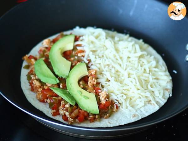 Quesadillas z kurczakiem i awokado - Przygotowanie krok 5