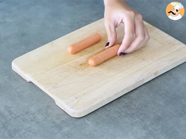 Krwawe hot dogi na Halloween - Przygotowanie krok 1
