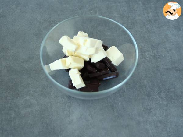 Fondant czekoladowy z solonym karmelem - Przygotowanie krok 2