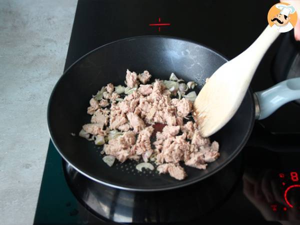 Łatwy makaron z tuńczykiem - Przygotowanie krok 2