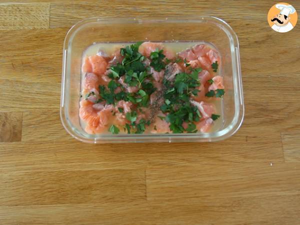 Łosoś marynowany w cytrynie - Przygotowanie krok 2