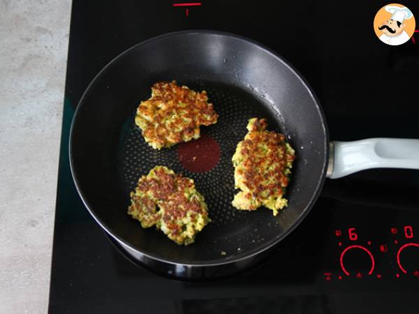 Paszteciki z kalafiora i brokułów z curry - Przygotowanie krok 4