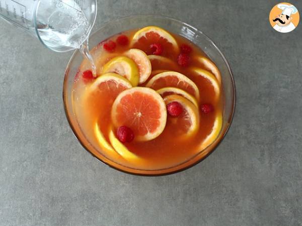 Różowa sangria z różowym winem - Przygotowanie krok 3