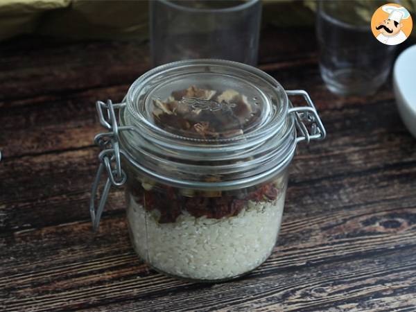 Zestaw do risotto z grzybami i suszonymi pomidorami - Przygotowanie krok 1