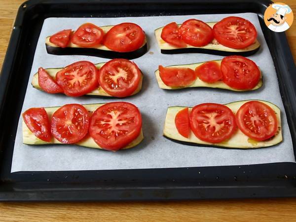 Roladki z bakłażana w sosie pomidorowym z parmezanem - Przygotowanie krok 2