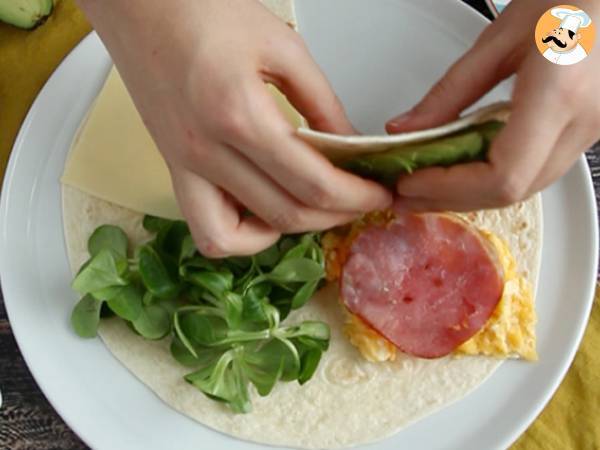 Grzanka w stylu brunchowym - Tortilla Wrap Hack - Przygotowanie krok 4