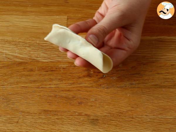 Gyozas z kurczakiem, marchewką i pieczarkami - Przygotowanie krok 8
