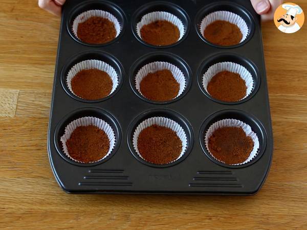 Sernik bez pieczenia z herbatnikami speculoos - Przygotowanie krok 2