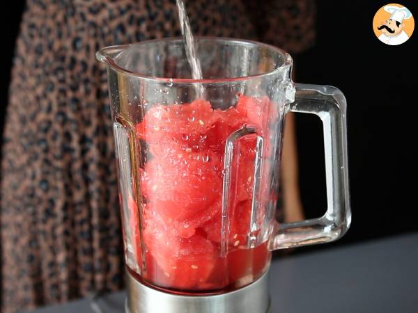 Frosé z arbuza: super orzeźwiający koktajl granita z różowym winem! - Przygotowanie krok 3