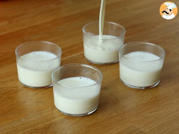 Waniliowa panna cotta - klasyczny przepis na domową panna cottę - Przygotowanie krok 4