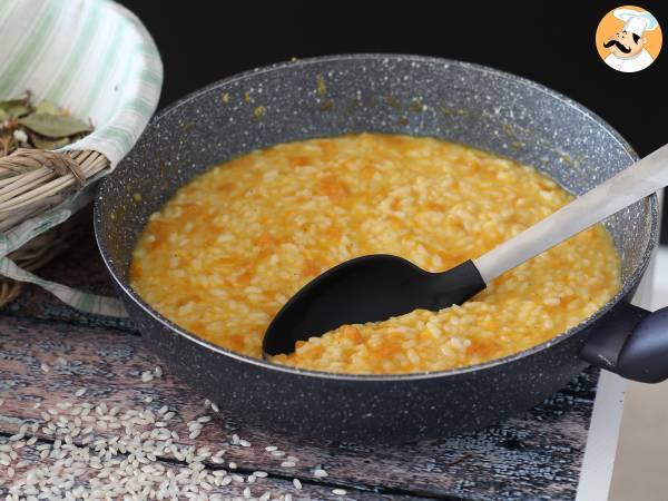 Dyniowe risotto, delikatne i idealne pierwsze danie na jesień - Przygotowanie krok 6