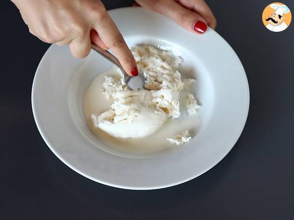 Zrób swoją własną burratę! To łatwe i ekonomiczne! - Przygotowanie krok 3
