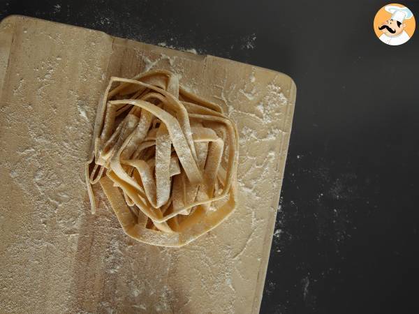 Domowe tagliatelle, procedura wyjaśniona krok po kroku - Przygotowanie krok 8