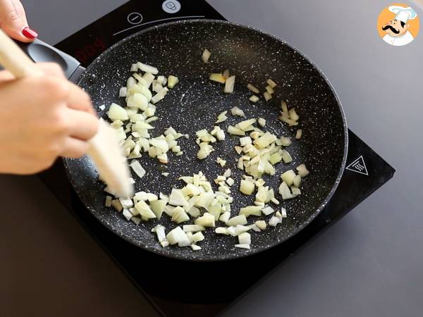 Curry z ciecierzycy - wegański przepis dla smakoszy - Przygotowanie krok 1