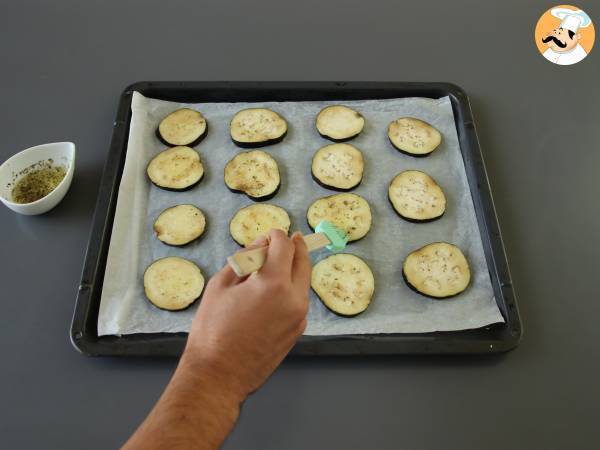 Szybkie pieczone bakłażany, smaczny i lekki dodatek do dań - Przygotowanie krok 4