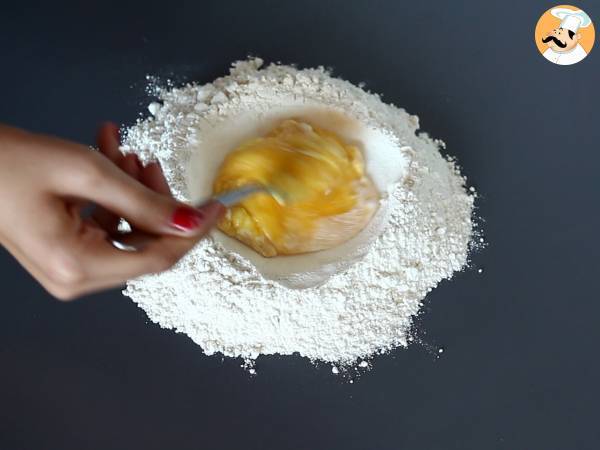 Jak zrobić domowy makaron: sorpresine, ładne małe makaroniki - Przygotowanie krok 1