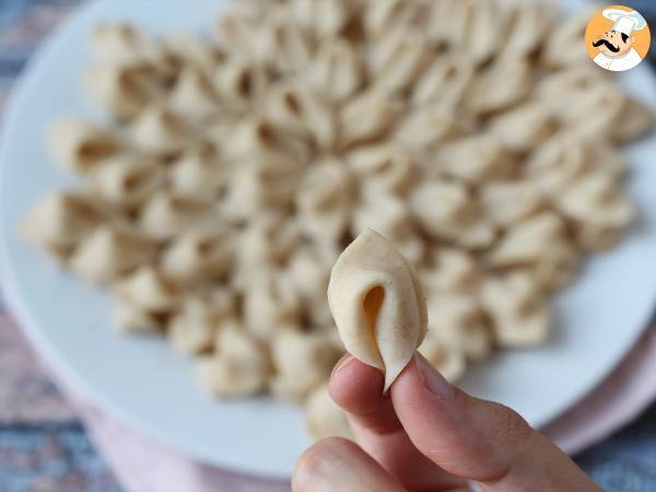 Jak zrobić domowy makaron: sorpresine, ładne małe makaroniki - Przygotowanie krok 7
