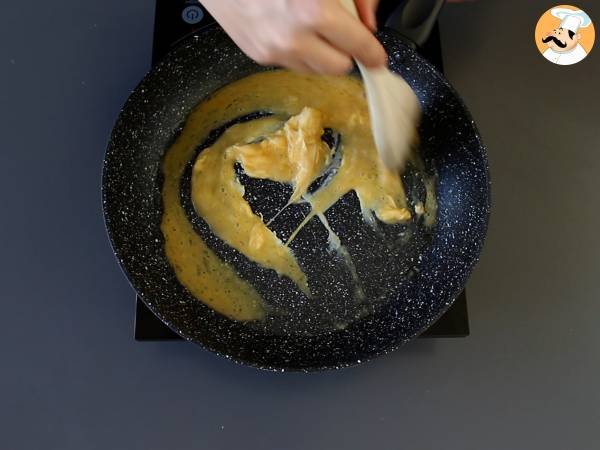 Nasi goreng, indonezyjskie danie z ryżu - Przygotowanie krok 2
