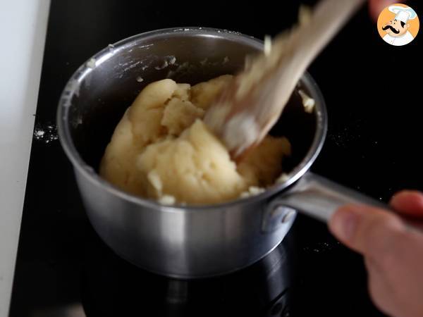 Pieczone churros w kształcie miseczek z obfitą polewą - Przygotowanie krok 2