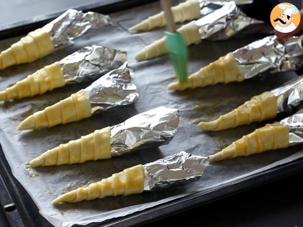 Urocze marchewki z ciasta francuskiego na wielkanocny aperitif: kozi ser i suszone pomidory - Przygotowanie krok 4