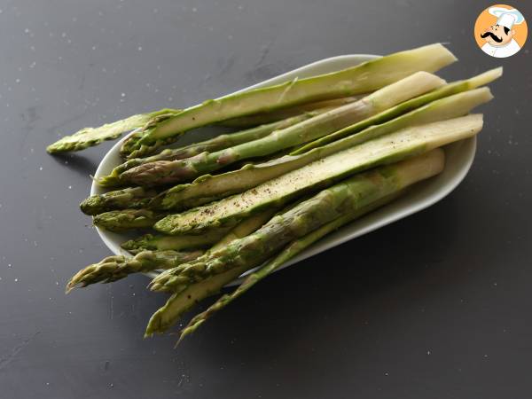 Ciastka ze szparagami, szynką i serem topionym - Przygotowanie krok 2