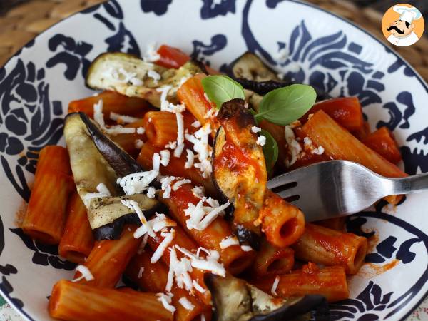 Makaron sycylijski z bakłażanem, łatwa i lekka wersja - Pasta alla Norma - Przygotowanie krok 7
