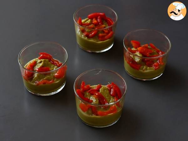 Wegetariańskie verrines: krem z groszku, kruszonka z parmezanu i krem mascarpone - Przygotowanie krok 8