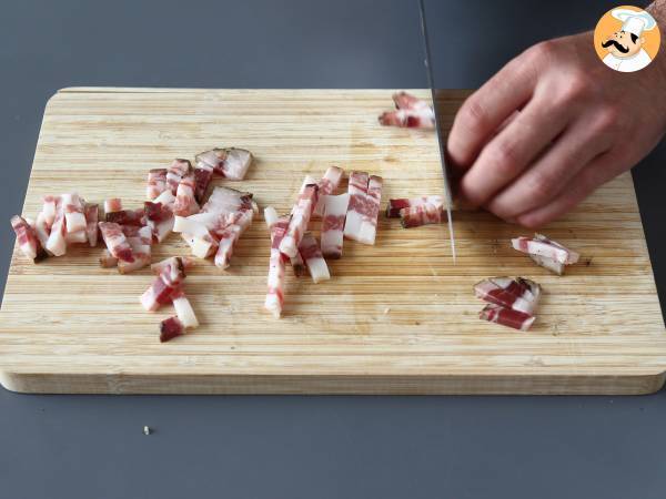 Makaron all'amatriciana, tradycyjny przepis wyjaśniony krok po kroku - Przygotowanie krok 2