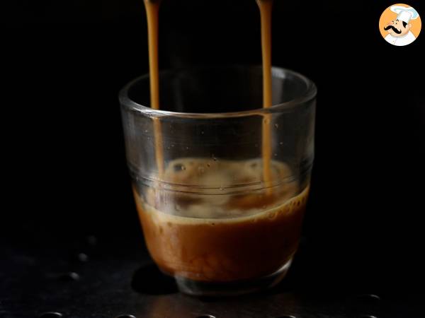 Espresso Martini, idealny koktajl dla miłośników kawy - Przygotowanie krok 1