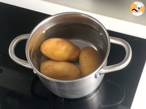 Gnocchi alla Sorrentina na patelni: szybki i serowy przepis, który wszyscy uwielbiają! - Przygotowanie krok 1