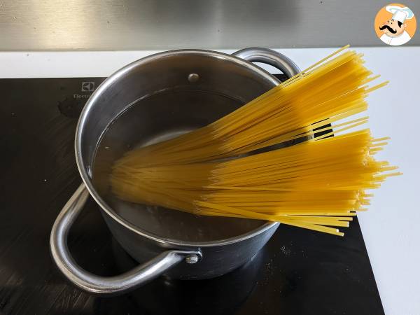 Spaghetti alla puttanesca - szybkie i smaczne pierwsze danie - Przygotowanie krok 3