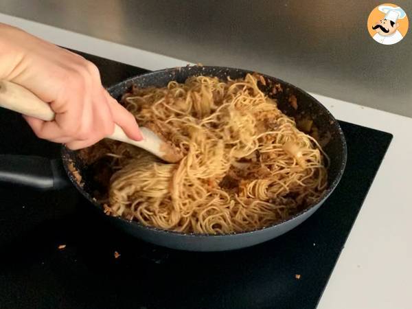Wok z chińskim makaronem (warzywa i teksturowane białko sojowe) - Przygotowanie krok 5