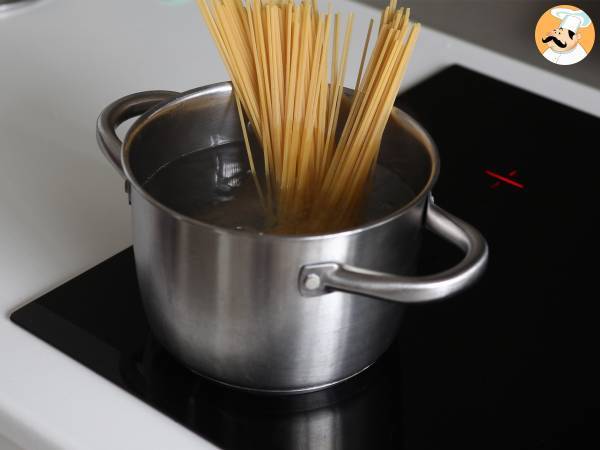 Spaghetti alla carbonara, prawdziwy włoski przepis na carbonarę! - Przygotowanie krok 1
