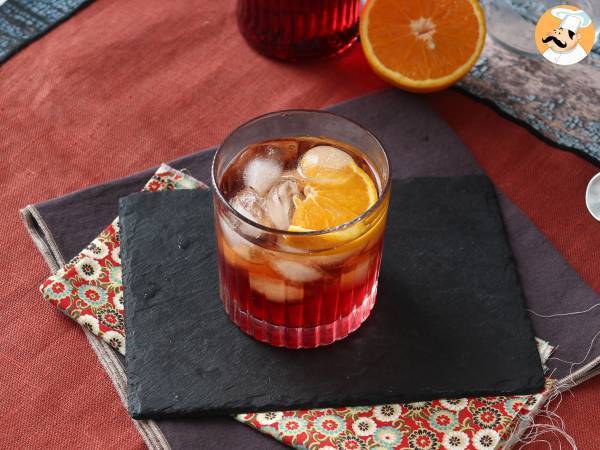 Negroni: przepis z odpowiednimi dawkami do przygotowania w domu - Przygotowanie krok 3