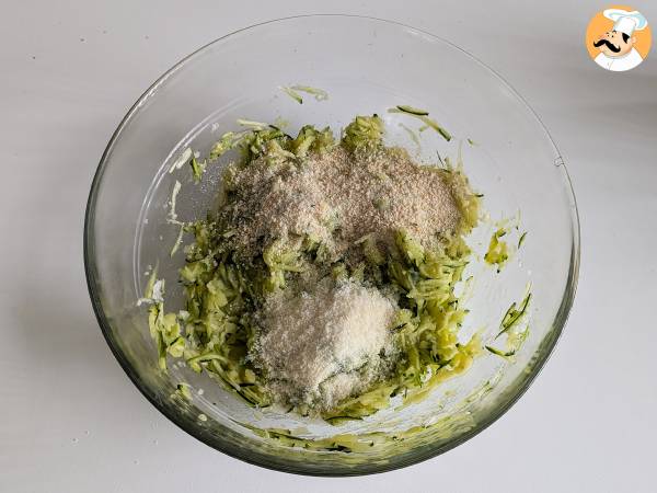 Burger z cukinii i ziemniaków w frytkownicy powietrznej - Przygotowanie krok 5
