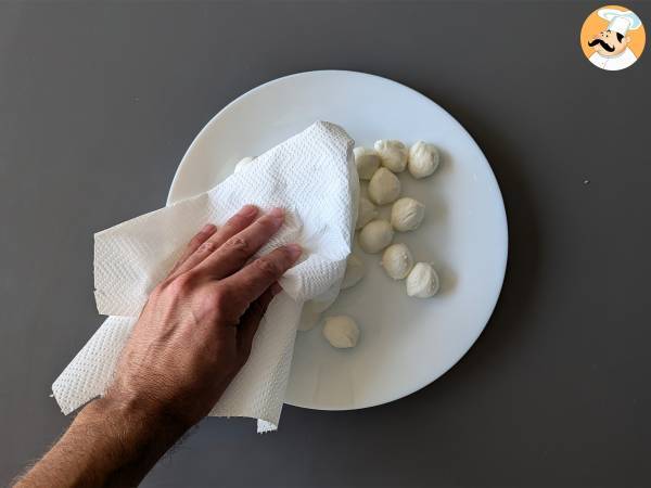 Mozzarelline we frytkownicy powietrznej - Przygotowanie krok 1