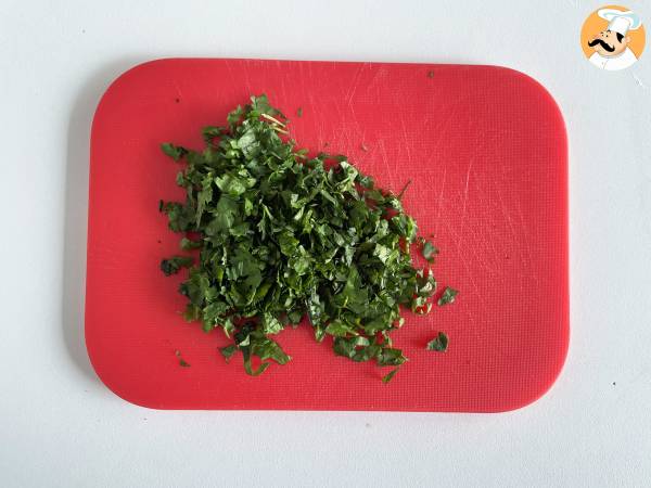 Sos chimichurri: idealny dodatek do asado i grillowania. - Przygotowanie krok 1