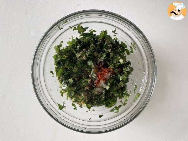 Sos chimichurri: idealny dodatek do asado i grillowania. - Przygotowanie krok 4