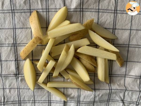 Jak zrobić chrupiące frytki we frytkownicy powietrznej? - Przygotowanie krok 4