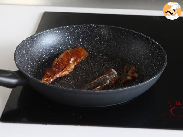 Jak przyrządzić makrelę? Wypróbuj ten przepis z sosem sojowym i miodem! - Przygotowanie krok 5