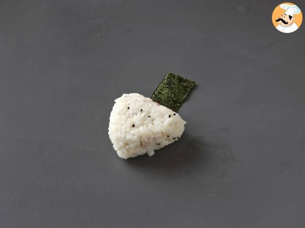 Onigiri z tuńczykiem - japońska trójkątna kanapka ryżowa - おにぎり - Przygotowanie krok 14