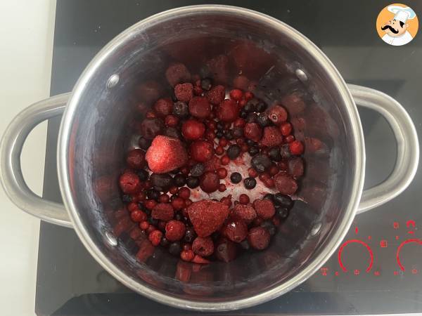Zdrowy dżem z owoców leśnych i nasion chia - Przygotowanie krok 1