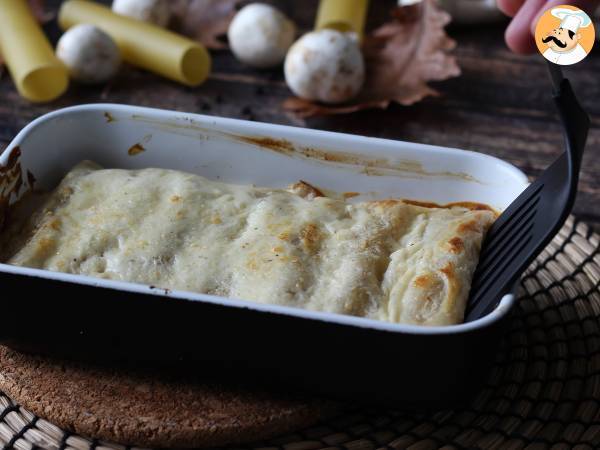 Cannelloni z pieczarkami i kiełbasą: bogate i smaczne pierwsze danie - Przygotowanie krok 13