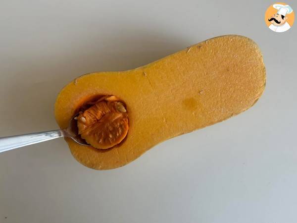 Świeży makaron z butternuta z zaledwie 2 składników - Przygotowanie krok 1