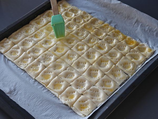Szybkie i łatwe kąski z ciasta francuskiego na udany aperitif! - Przygotowanie krok 5