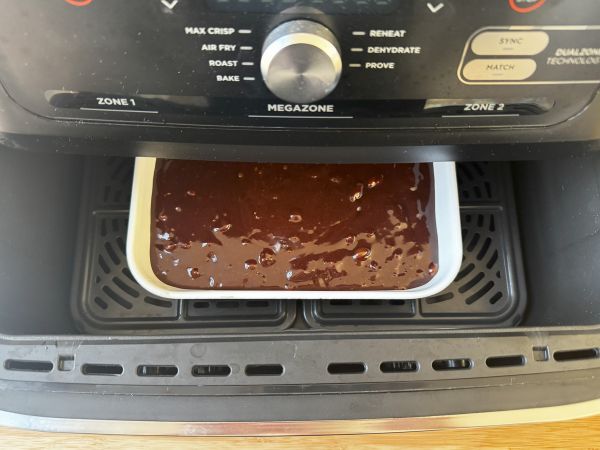 Czekoladowo-orzechowe brownie w frytkownicy powietrznej - Przygotowanie krok 7